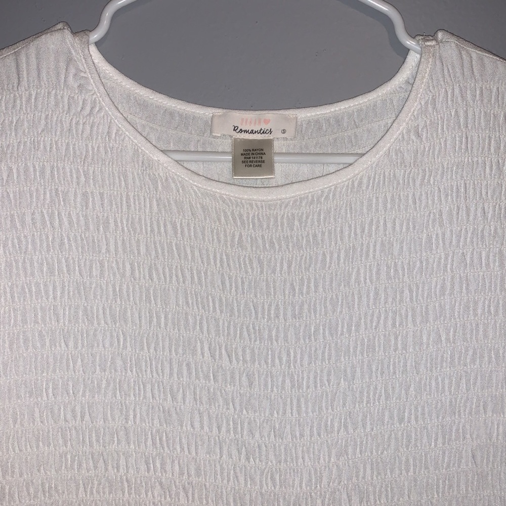 White Blouse - Picture 2 of 3